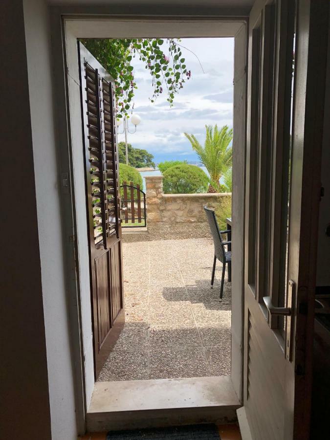 Apartment Sea View Preko Luaran gambar
